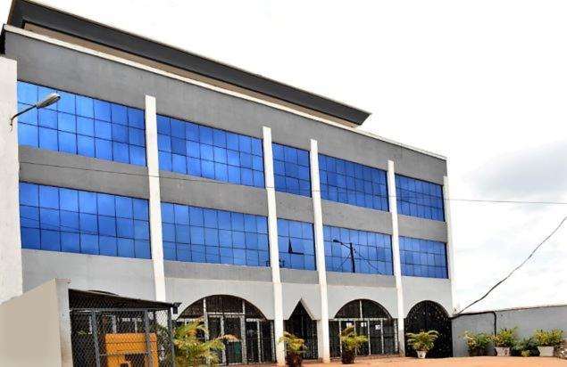 Residence L'Ecrin Yaounde Exterior photo